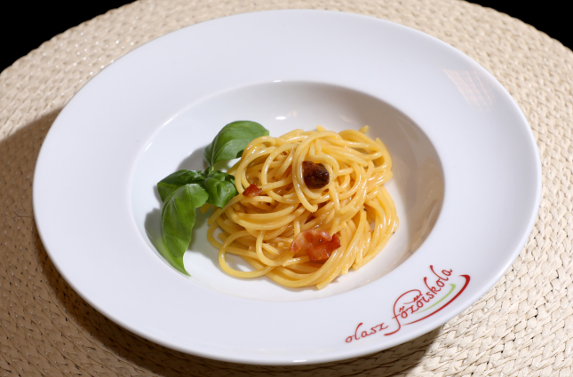 Magna Pasta!- Ízletes variációk a friss tésztára - ÉLMÉNYFŐZÉS